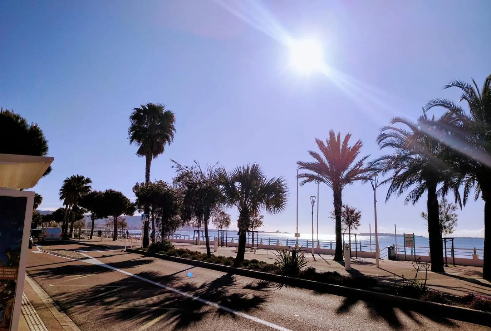 Apartman New! Sea View Studio - Beachfront Living In Cannes, Boulevard Du Midi - Nouveau! Studio Vue Mer, Face A La Plage, Les Pieds Dans L'Eau Franciaország