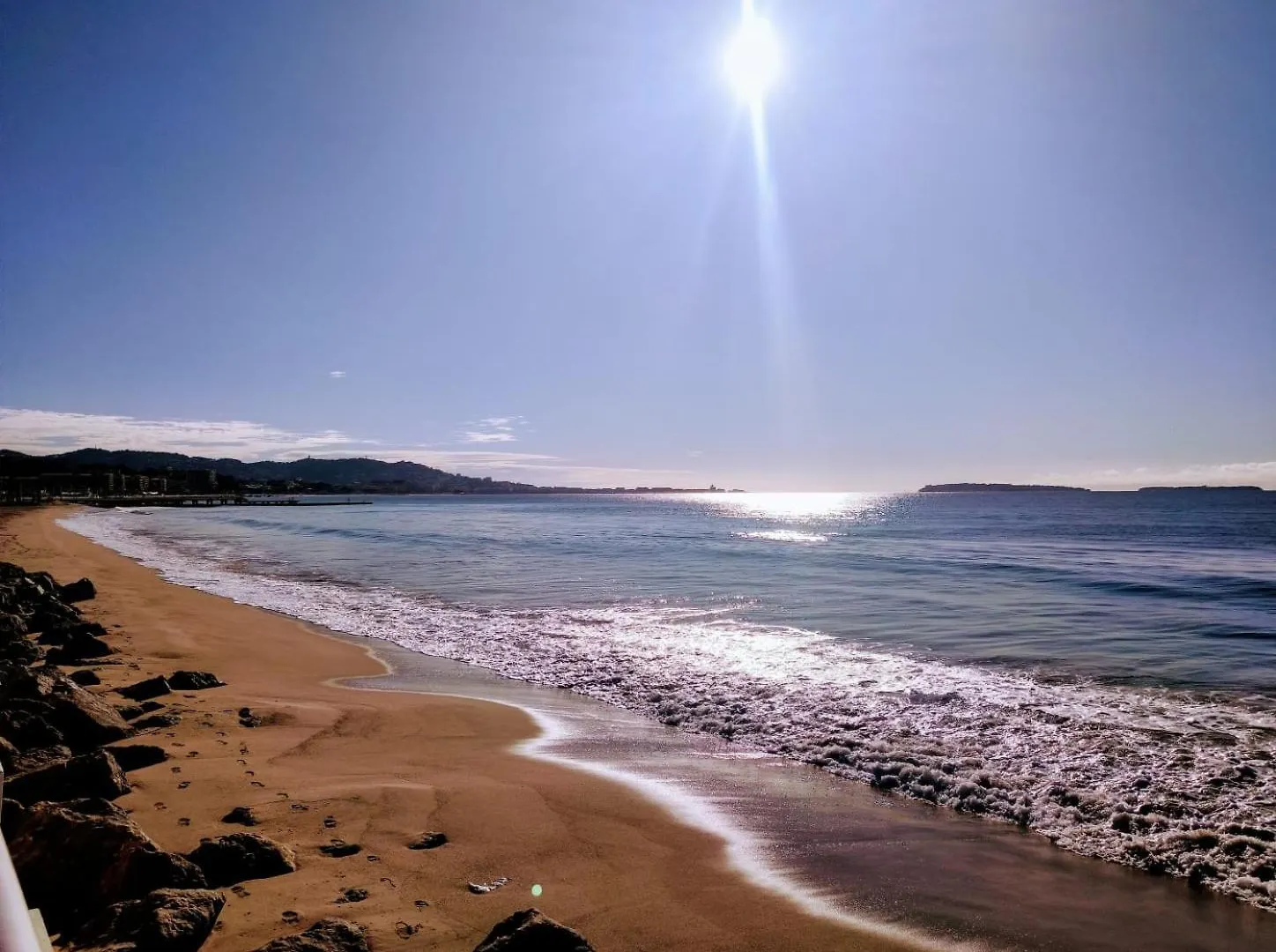 Apartman New! Sea View Studio - Beachfront Living In Cannes, Boulevard Du Midi - Nouveau! Studio Vue Mer, Face A La Plage, Les Pieds Dans L'Eau