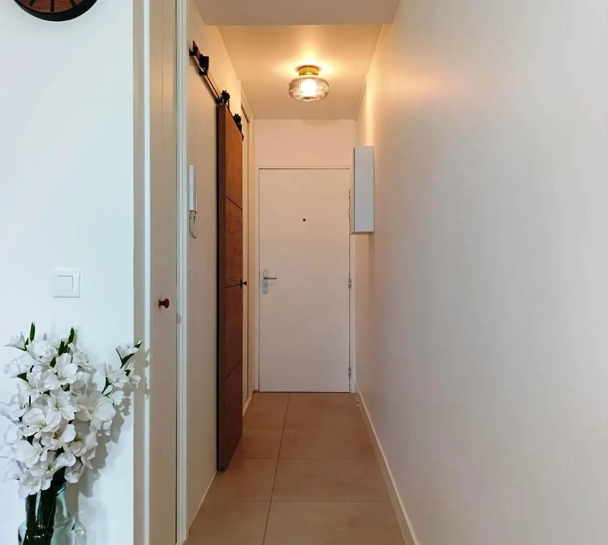 Apartman New! Sea View Studio - Beachfront Living In Cannes, Boulevard Du Midi - Nouveau! Studio Vue Mer, Face A La Plage, Les Pieds Dans L'Eau Franciaország
